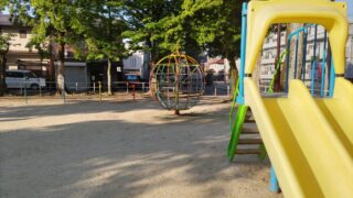 公園の遊具