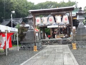 茅の輪くぐりと縁日