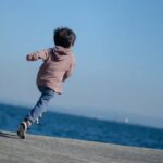小さい男の子