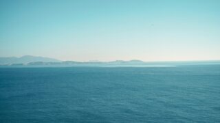 空と海
