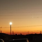 住宅街に映える夕焼け