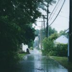雨の街